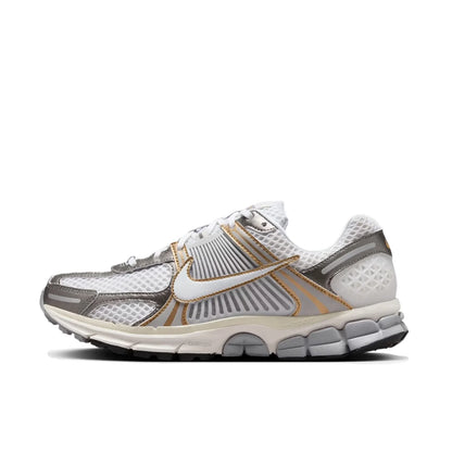 Nike Zoom Vomero 5 Yankees маратонки за бягане, унисекс – лека, отзивчива амортизация за тренировки за мъже и жени FJ4151-003