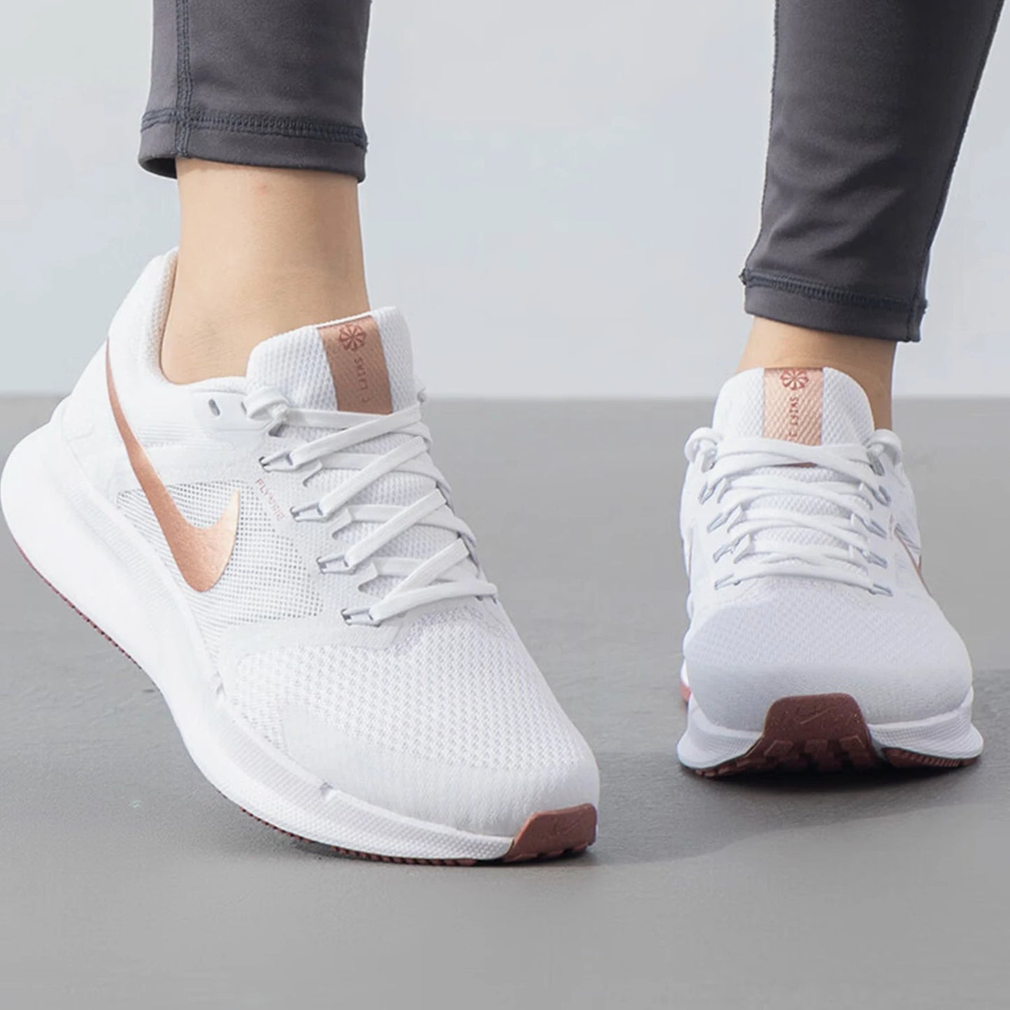 Nike originali W Nike Run Swift 3 Scarpe da running traspiranti da donna DR2698-105