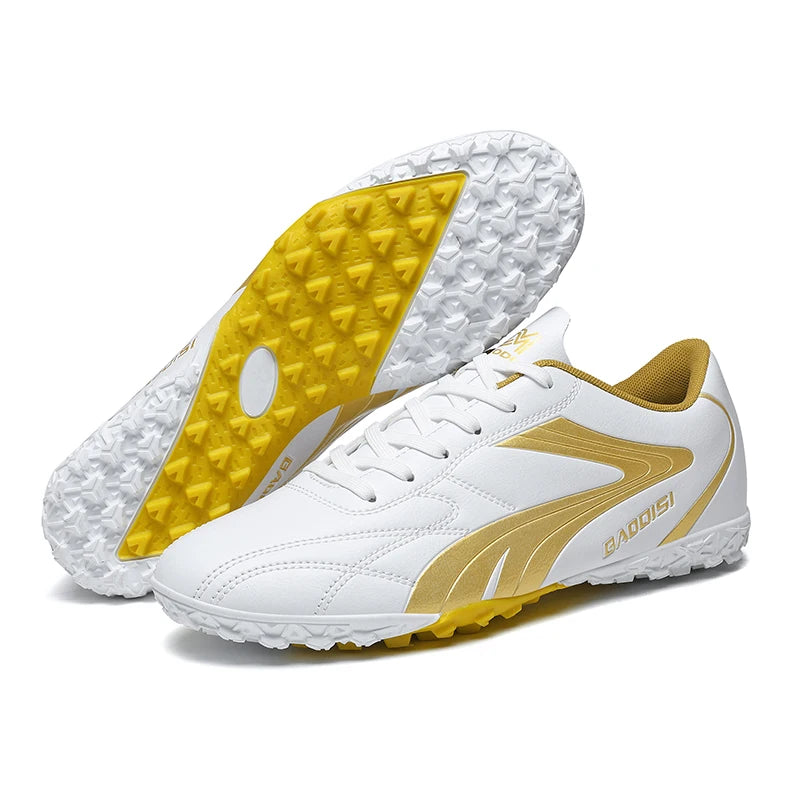 Men Soccer Shoes Breathable Football Boots Futsal Ultralight Professional Training Sneakers Unisex Grass Cleats Match Sport