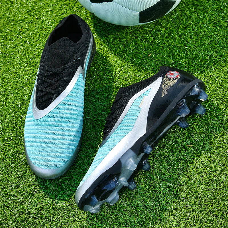Nuevas zapatillas de fútbol para hombre, botas antideslizantes para adulto, deporte al aire libre para niño, tacos largos de entrenamiento, transpirables y cómodas para partido