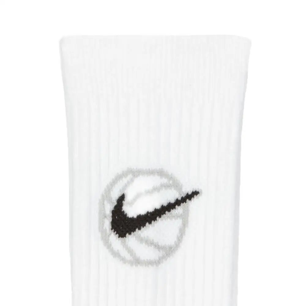 Nike EVERYDAY CREW: Stylish, comfortable, slip-resistant, and durable unisex soft basketball socks (3-pack)  DA2123-100