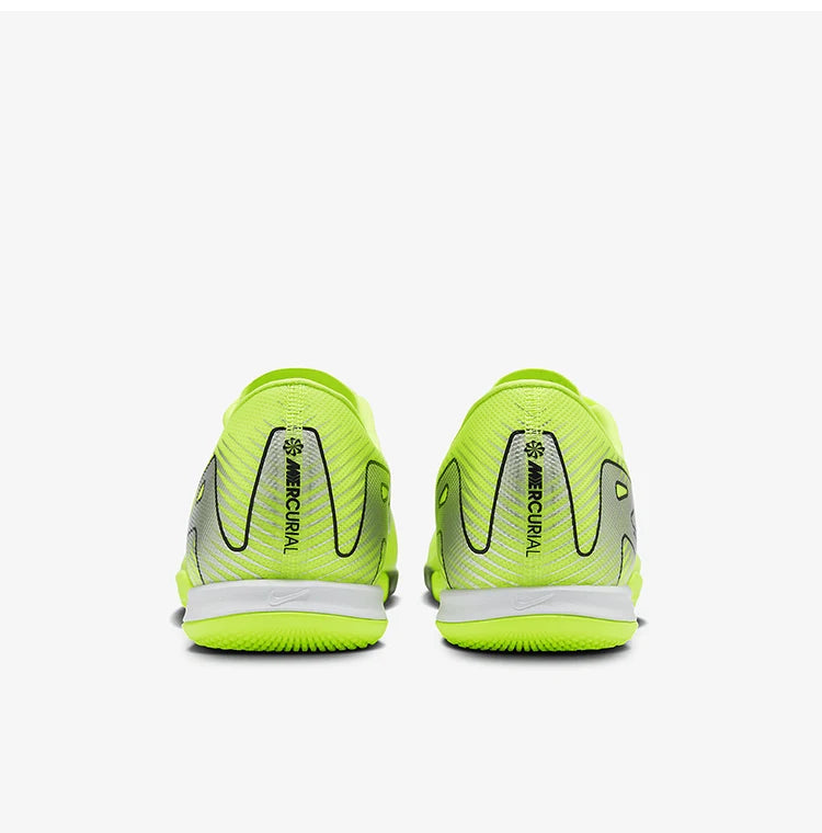 Scarpe da calcio da allenamento per uomo Nike originali, collezione autunnale, per campi al coperto, modello FQ8434-700