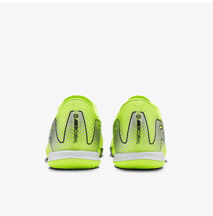 Scarpe da calcio da allenamento per uomo Nike originali, collezione autunnale, per campi al coperto, modello FQ8434-700