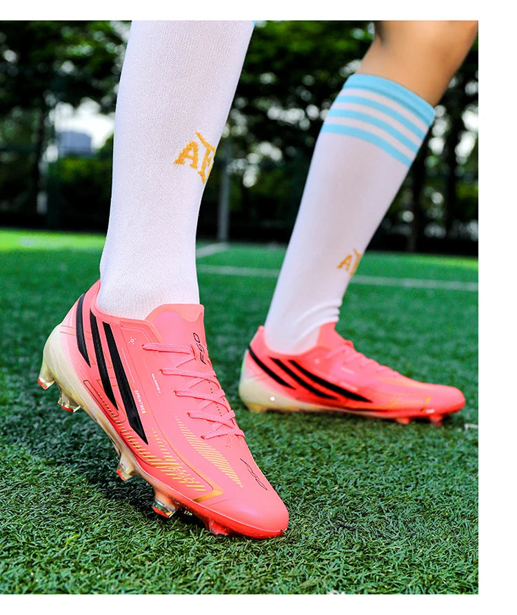 Chaussures de football pour adultes, économiques, en tissu mélange de polyuréthane, avec crampons en caoutchouc résistants et antidérapants, idéales pour les amateurs et les passionnés de football.