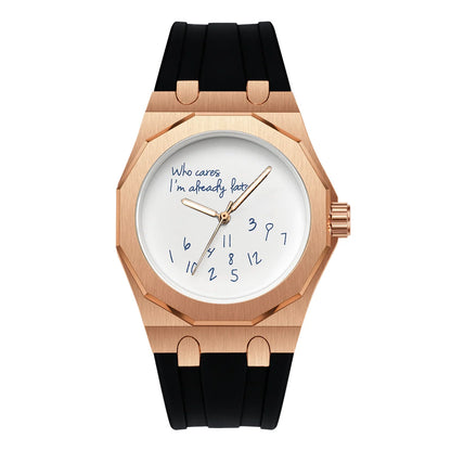 Relógio de luxo para homem com caixa octogonal e bracelete em silicone, à prova de água, dotado de um mostrador com o slogan humorístico «Who Cares I'm Already Late» (E daí, já estou atrasado).