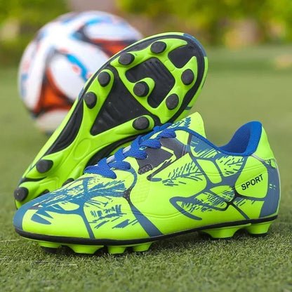 Nouvelles chaussures de football pour hommes et enfants, crampons professionnels pour adultes, chaussures de football ultralégères antidérapantes pour l'herbe, chaussures d'entraînement pour garçons, livraison directe