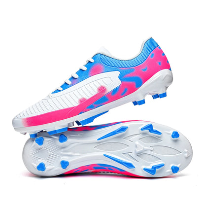 Chaussures de football AG/FG spécifiques à l'entraînement, tige en PU respirante, semelle en TPU résistante à l'abrasion, motif de crampons optimisé pour une agilité accrue