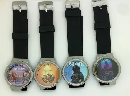 Reloj Fortnite de moda cute, cartoon y kawaii personalizado con luz nocturna LED táctil, reloj electrónico para estudiantes, regalo para amigos