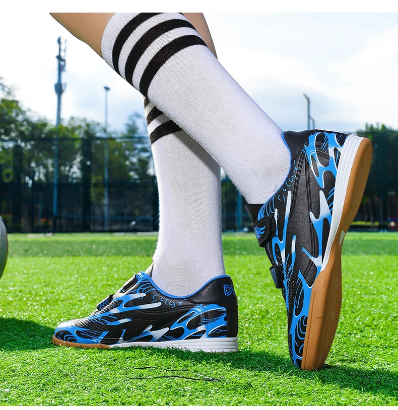 Zapatillas de fútbol infantiles para colegio, botas de fútbol profesionales con tacos para césped, calzado deportivo de entrenamiento para niños, botas de futsal y fútbol outdoor 28-38