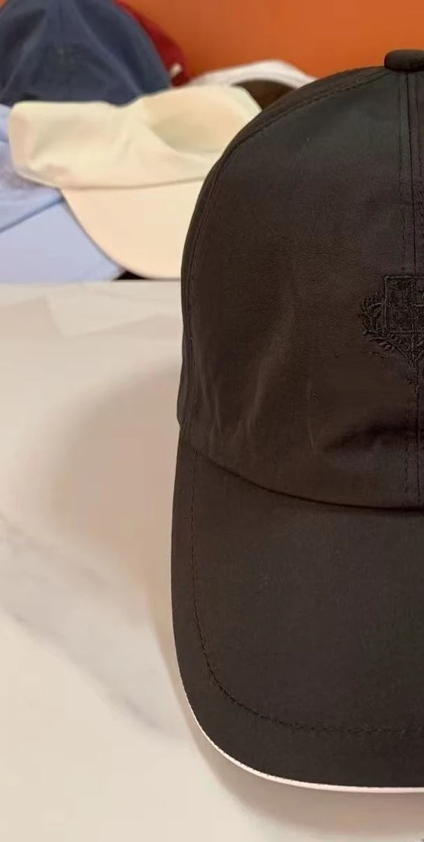 High Quality Solid Color Baseball Cap Men Women Fashion All-match Sun Hat
