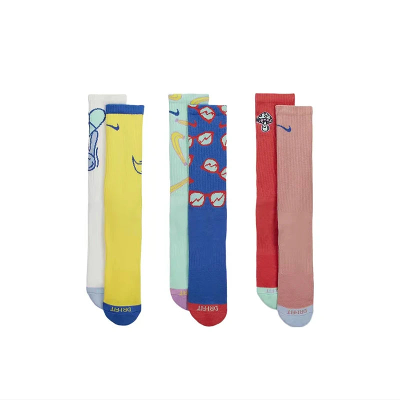 Nike 3-Pack Men's and Women's Thick-Pile Terry-Sole Sports Socks: Non-Slip, Comfortable, and Breathable SK0118-010