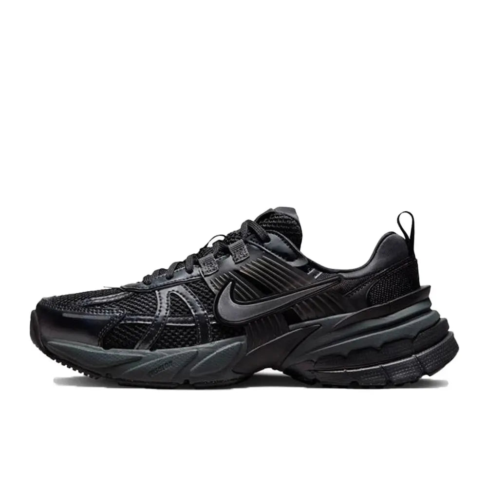 Chaussures de course Nike V2K Run Retro : amorti confortable et construction résistante. Style décontracté unisexe pour tous les jours. HQ1678-200