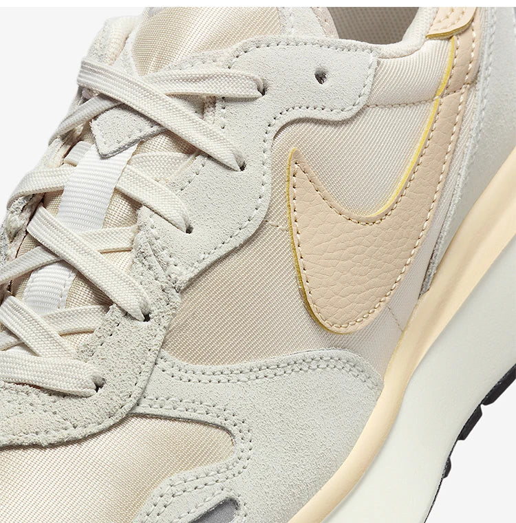 Nike Genuine Phoenix Waffle Women's Retro Thick Sole Shoes FD2196-104