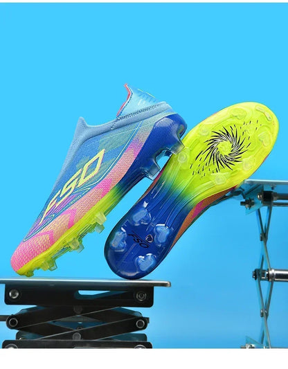 Nouvelles chaussures de football pour hommes, mi-hautes, légères, très vendues, pour l'entraînement sur herbe, antidérapantes, crampons de haute qualité pour l'extérieur.