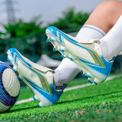 Nouvelles chaussures de football pour hommes, baskets de match, chaussures de futsal antidérapantes, crampons pour terrain en herbe, chaussures de football d'intérieur, légères, de haute qualité, pour l'extérieur