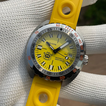 SD1967 Milled Clasp Bracelet Steel Bezel 43mm Steeldive Sapphire Glass 20ATM Water Resistant NH35 Automatic Man Dive Watch