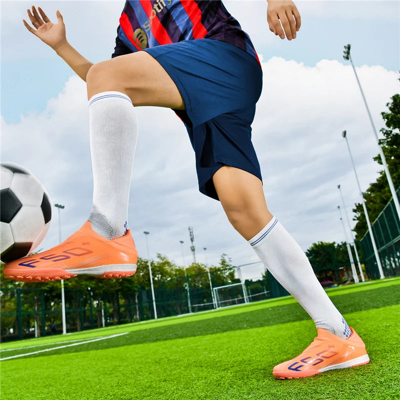 Nuevas botas de fútbol para hombre, tacos para césped, futsal, cómodas, ultraligeras, FG, antideslizantes, para interior y adultos