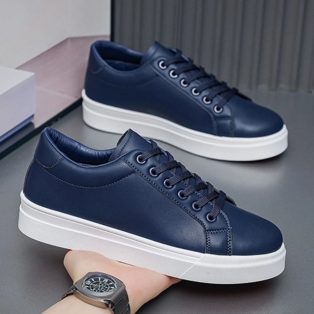 Zapatillas de moda para hombre, novedad muy vendida, blancas y modernas, deportivas y de ocio para estudiantes, versátiles para hombre