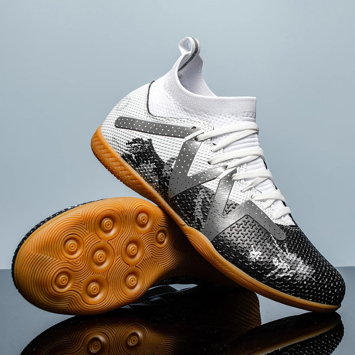 Zapatillas de fútbol para hombre, tacos de alto rendimiento, calzado profesional de fútbol sala, botas rápidas para campo de fútbol, zapatillas originales de entrenamiento para niño