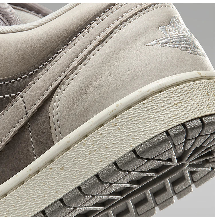 Scarpe da basket originali Nike JORDAN da uomo, basse, con lacci, resistenti all’usura e ammortizzanti, IB7011-001
