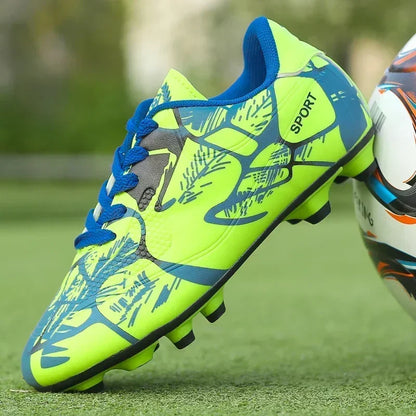 Nouvelles chaussures de football pour hommes et enfants, crampons professionnels pour adultes, chaussures de football ultralégères antidérapantes pour l'herbe, chaussures d'entraînement pour garçons, livraison directe