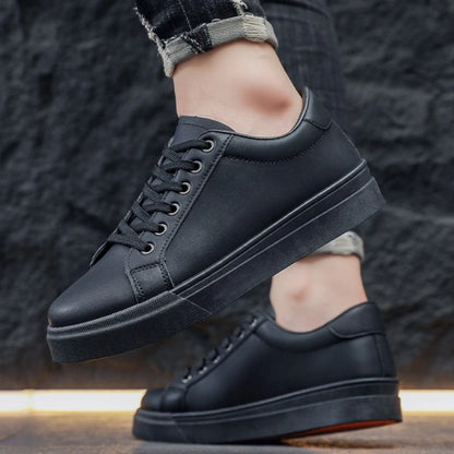 Zapatillas de moda para hombre, novedad muy vendida, blancas y modernas, deportivas y de ocio para estudiantes, versátiles para hombre