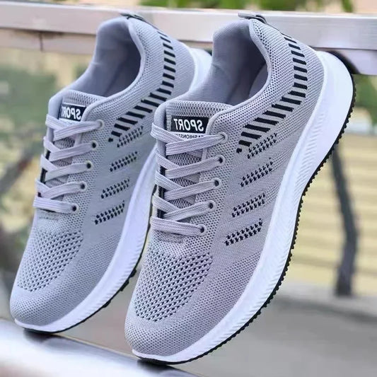 Zapatillas de running informales para hombre con diseño antideslizante para exterior. Zapatillas deportivas planas grises. Zapatos de moda para hombre, negros y a buen precio.