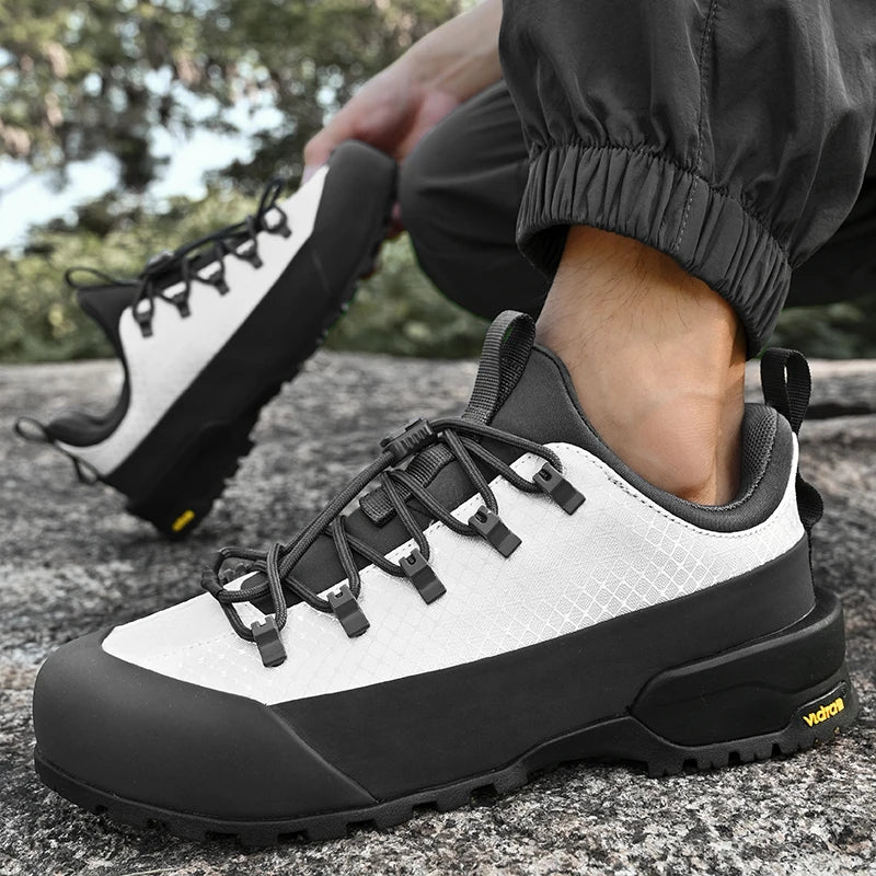 2025 New Mountaineering Shoes Outdoor Hiking Sports Shoes Men's Non-Slip Hunting Leisure Walking Shoes Size 37-45