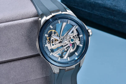 Pánske hodinky PAGANI DESIGN – Luxusný mechanický model s automatickým náťahom, typu „skelet“ (s otvoreným srdcom), vybavený tourbillonom, so zafírovým sklom s antireflexnou úpravou, vodotesné a luminiscenčné.