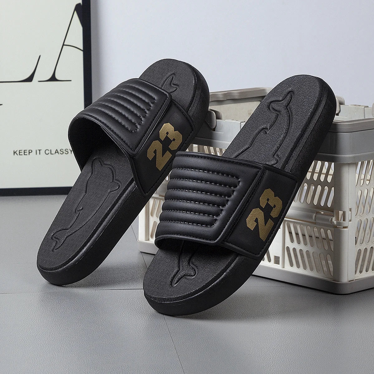 Breathable Summer Flip Flops Men Lightweight Quick Drying Slippers Comfortable Indoor and Outdoor Slides Waterproof Beach Shoes