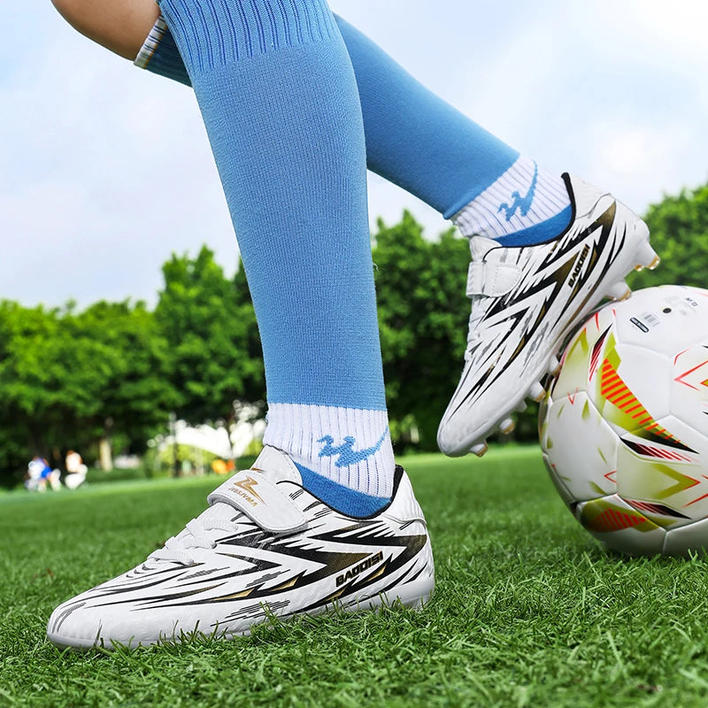 Nouvelles chaussures de Football enfants antidérapant société crampons chaussures de Football enfants salle terrain de Football bottes rapide professionnel Sneaker28-39
