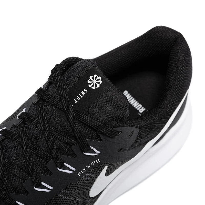 Original NIKE RUN SWIFT 3 löparskor för herr