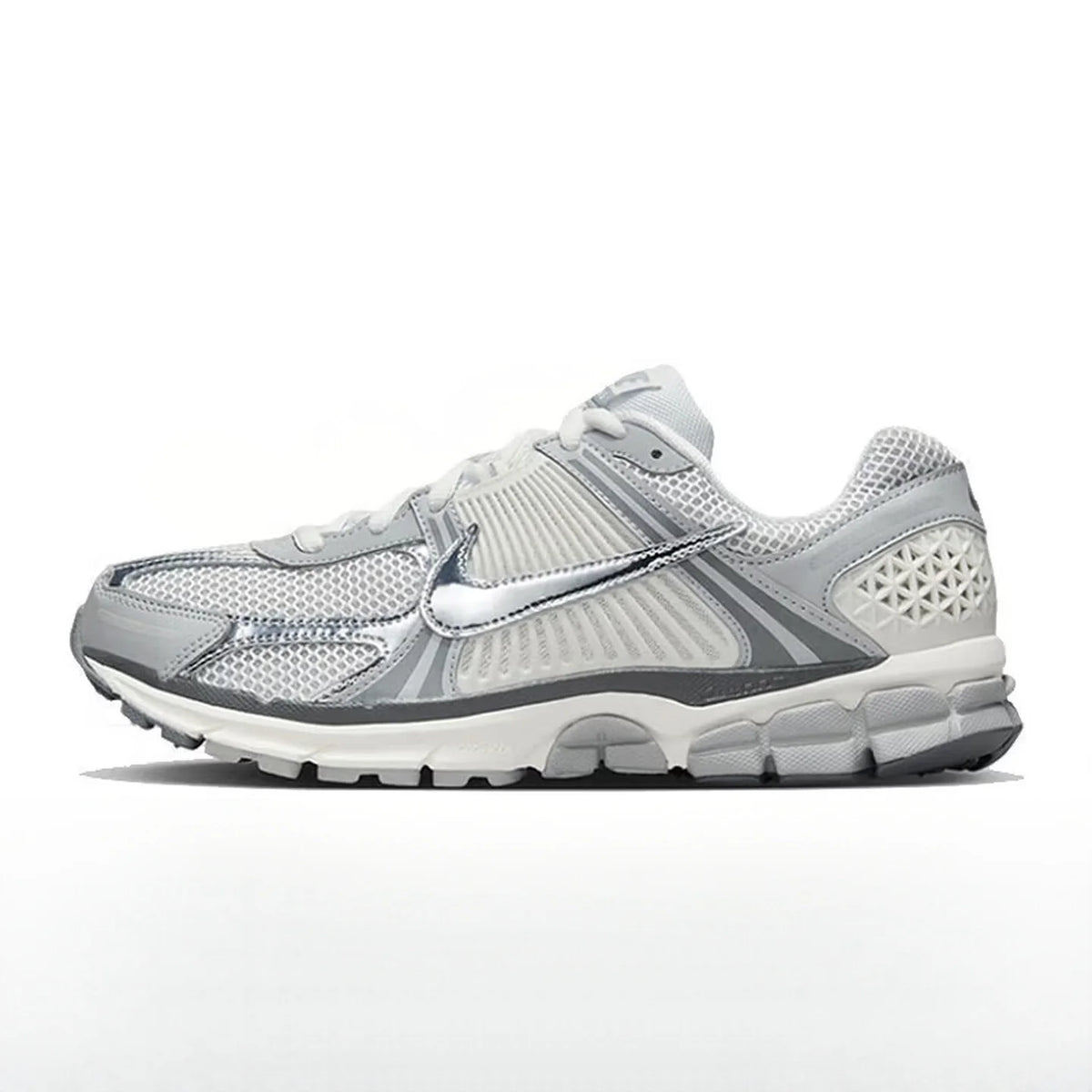 Nike Zoom Vomero 5 Yankees маратонки за бягане, унисекс – лека, отзивчива амортизация за тренировки за мъже и жени FJ4151-003